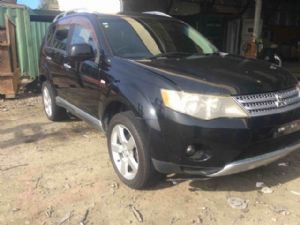 Mitsubishi Outlander CW5W 2006-2012