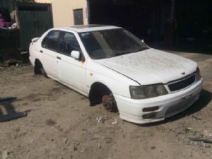 Nissan Bluebird U14 1996-1998