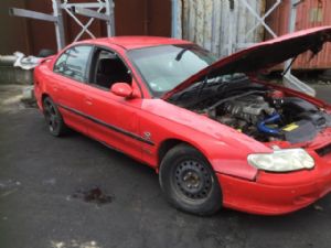 Holden Commodore VX 09/00-09/02