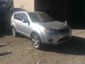 Mitsubishi Outlander CW5W 2003-2005