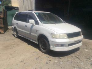 Mitsubishi Chariot N84W