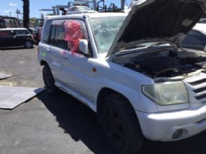 Mitsubishi Pajero Jnr H72W 2000