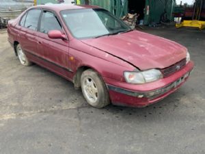 Toyota Corona ST190