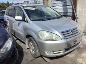 Toyota Ipsum ACM21 2001-2009