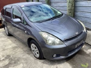 Toyota Wish ANE10 2003-2009