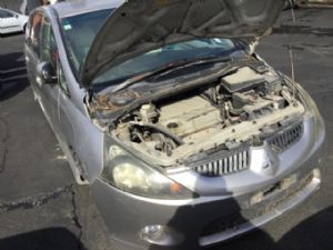 Mitsubishi Grandis NA4W