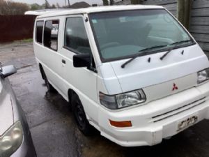 Mitsubishi L300 PO4W - L300