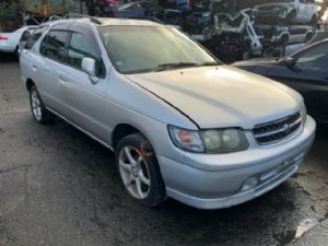 Nissan Rnessa N30 1997-2001