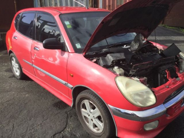 Daihatsu Sirion M101 2001-2003