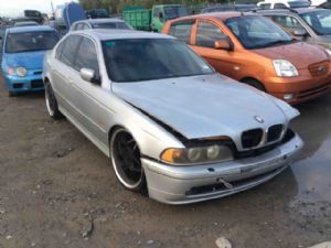 BMW 5 Series E39 540i