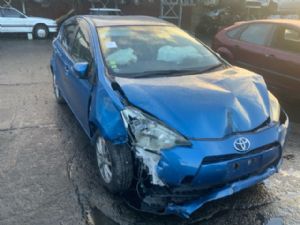Toyota Aqua NHP10 2011-2015
