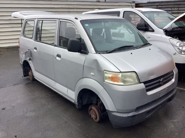 Suzuki APV DN41T 2004-on
