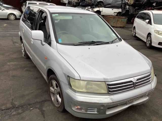 Mitsubishi Grandis NA4W