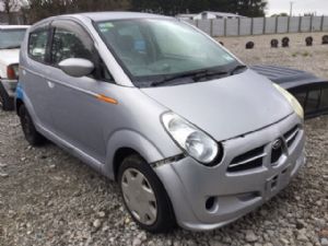 Subaru R2 RC1 2003-2016