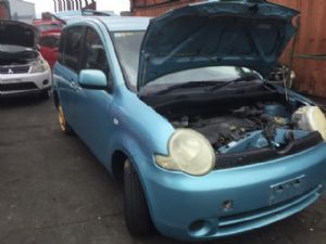 Toyota Sienta NCP80 2003-2015