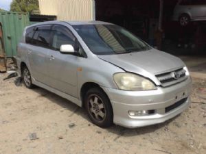 Toyota Ipsum ACM21 2001-2009