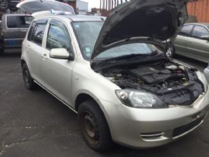 Mazda Demio DY 2002-2007