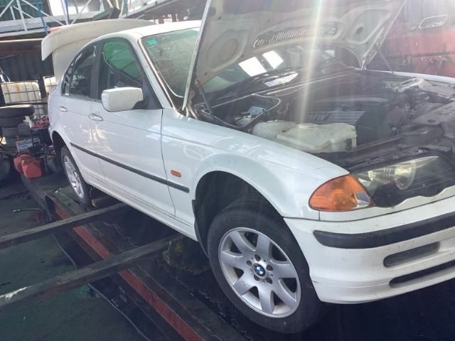 BMW 3 Series  323I E90