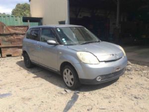 Mazda Verisa DC 2WD 01/04 on