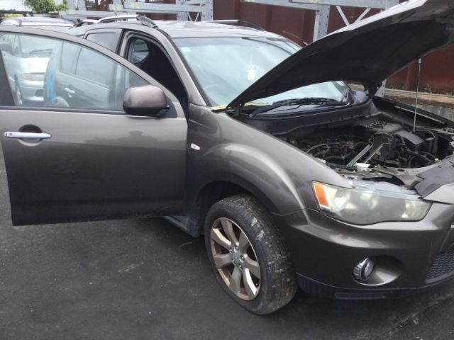 Mitsubishi Outlander CW4W 2006-2012