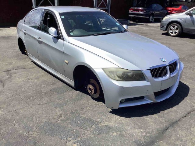 BMW 3 Series  320i E90