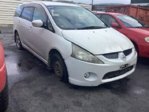 Mitsubishi Grandis NA4W