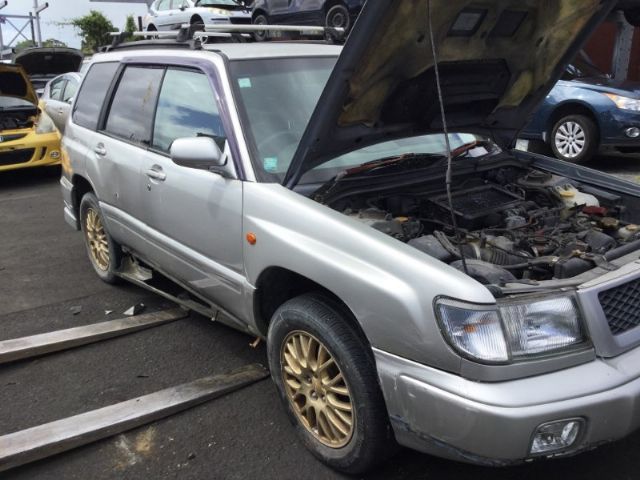 Subaru Forester SF 1997-2000