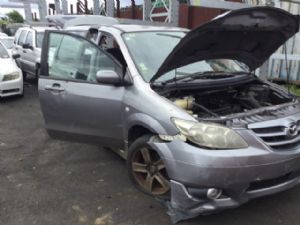 Mazda MPV LW 1999-2006