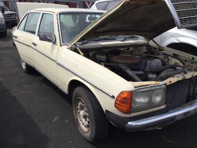 Mercedes-Benz 200 200