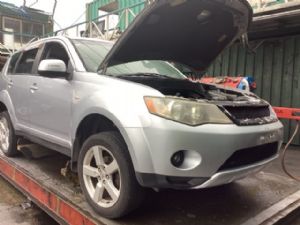 Mitsubishi Outlander CW5W 2003-2005