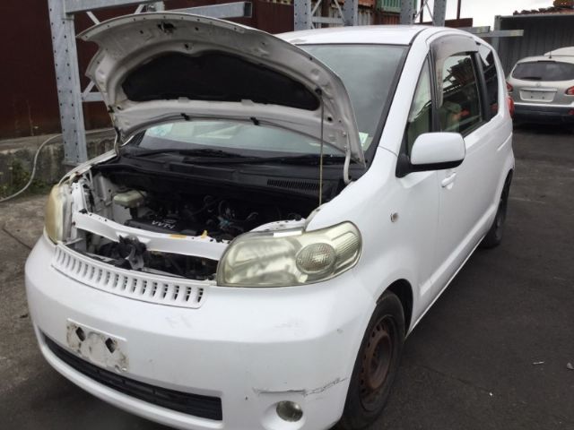 Toyota Porte/Spade AP10 2004-2012
