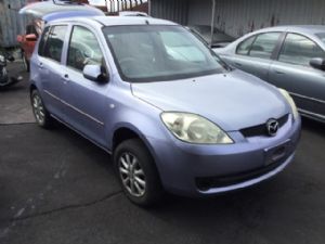 Mazda Demio DY 2002-2007