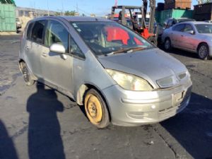 Mitsubishi Colt Z25A