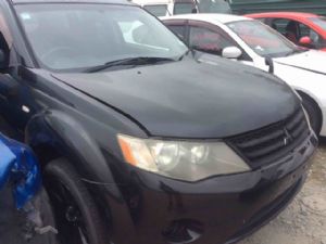 Mitsubishi Outlander CW5W 2006-2012