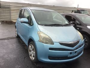 Toyota Ractis NCP100 2005-2010