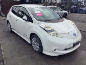 Nissan Leaf ZE0 2011-2016