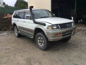Mitsubishi Challenger K99W