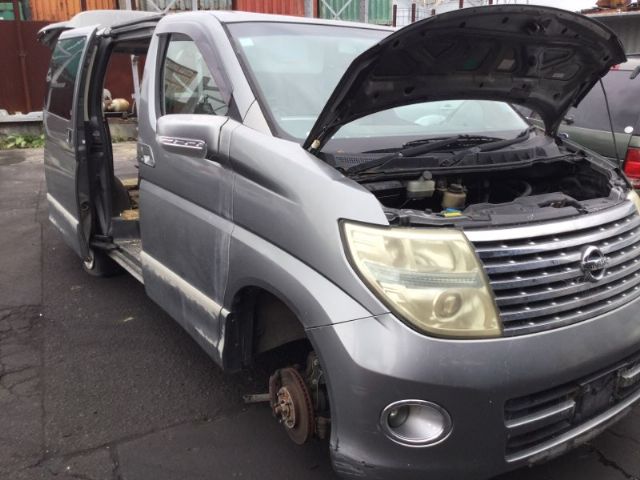 Nissan Elgrand E51 06/02-05/10