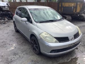 Nissan Tiida C11 2004-2007