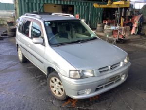 Mazda Demio DW 1999