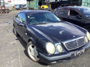 Mercedes-Benz 320 W210 01/96-08/02