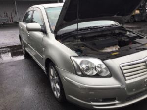 Toyota Avensis AZT250