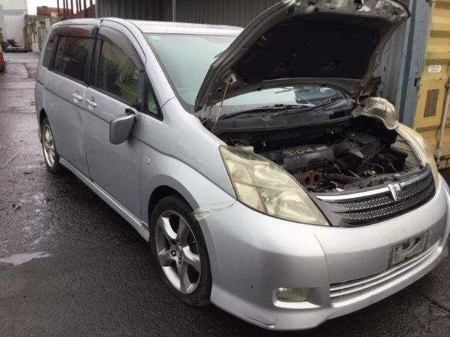 Toyota Isis AM10 2WD 2004-2017