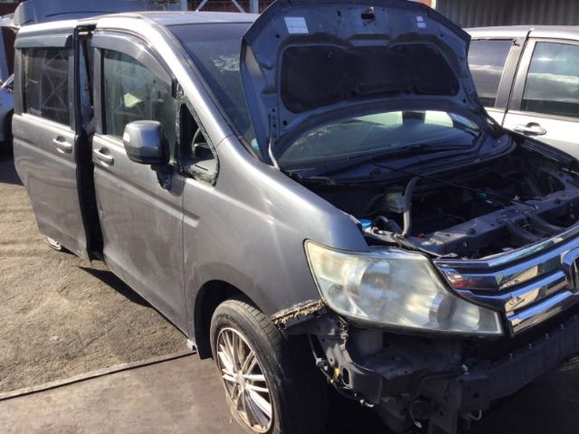 Honda Stepwgn Forth Gen 2009-2015