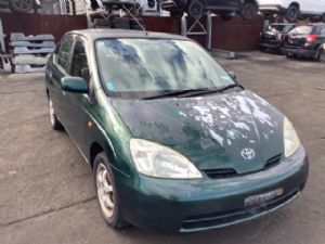 Toyota Prius NHW10