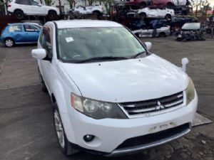 Mitsubishi Outlander CW4W 2006-2012