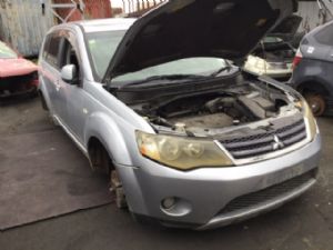Mitsubishi Outlander CW5W 2006-2012