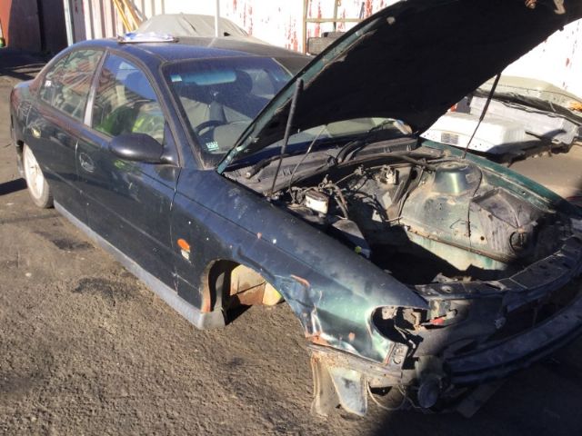 Holden Commodore VT 09/97-09/00