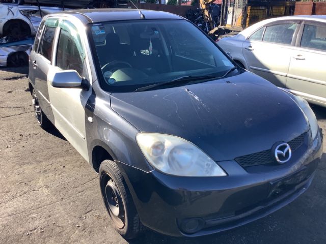 Mazda Demio DY 2002-2007