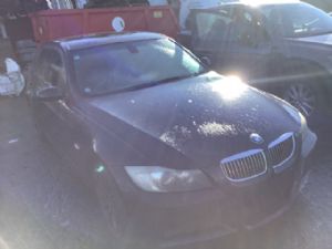 BMW 3 Series  323I E90